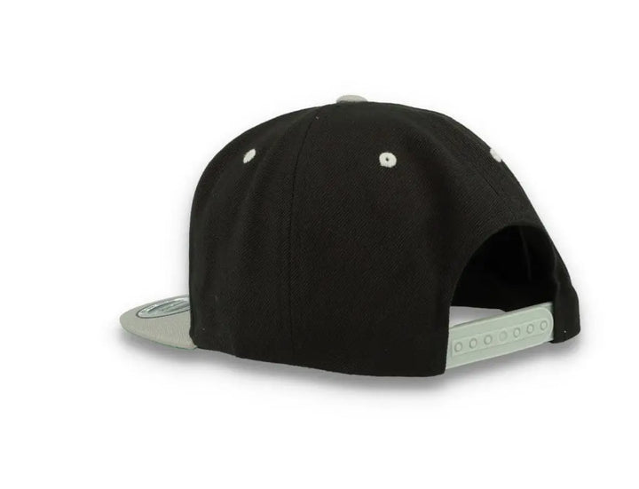 Yupoong Classic Snapback 6089MT Black/Silver Grey - LOKK