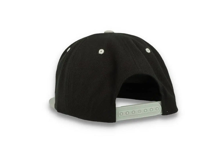 Yupoong Classic Snapback 6089MT Black/Silver Grey - LOKK