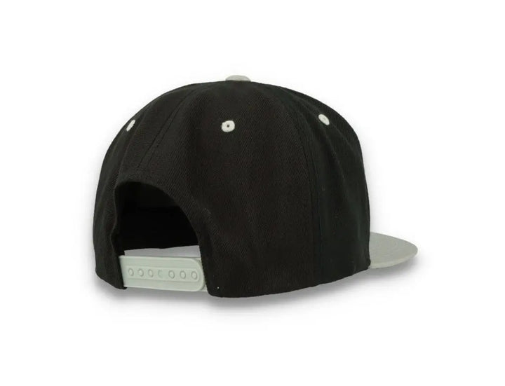 Yupoong Classic Snapback 6089MT Black/Silver Grey - LOKK