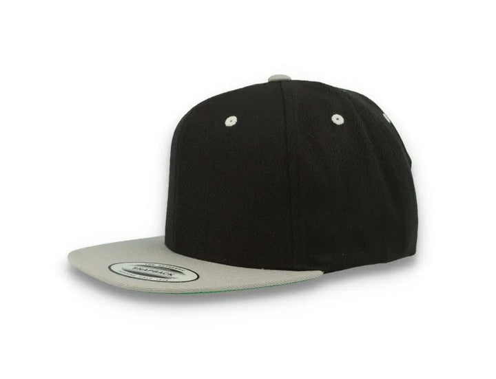 Yupoong Classic Snapback 6089MT Black/Silver Grey - LOKK