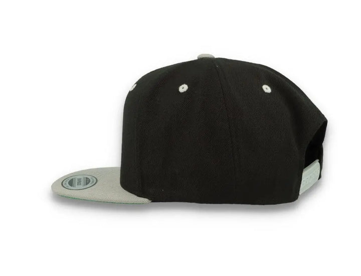 Yupoong Classic Snapback 6089MT Black/Silver Grey - LOKK