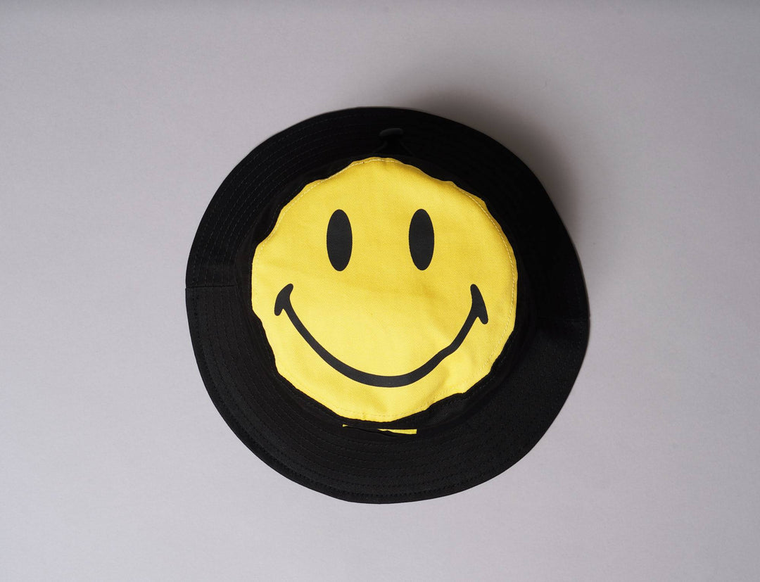 Hat Bucket Bucket Hat Chinatown Market Smiley Black Chinatown Market Bucket Hat / Black / One Size