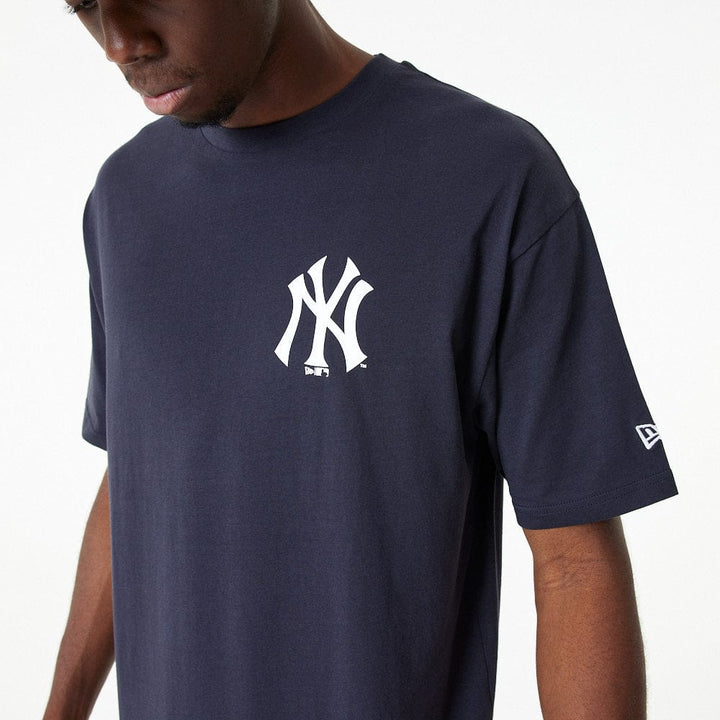 MLB Stadium Graphc Over Size Tee New York Yankees Navy/White - LOKK