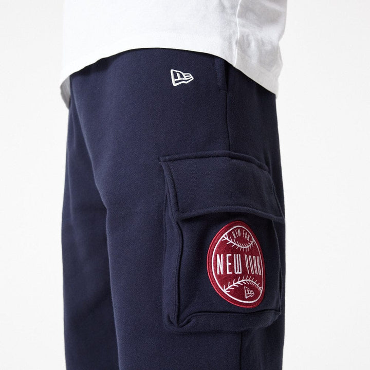 New Era Lifestyle Cargo Jogger Navy/Cardinal - LOKK