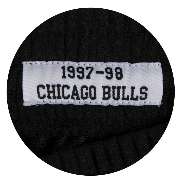 Swingman Shorts 97-98 Chicago Bulls - LOKK
