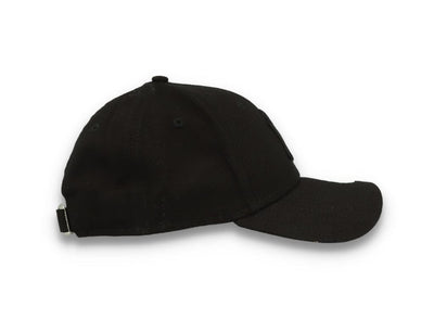 9FORTY Womens Essential New York Yankees Black