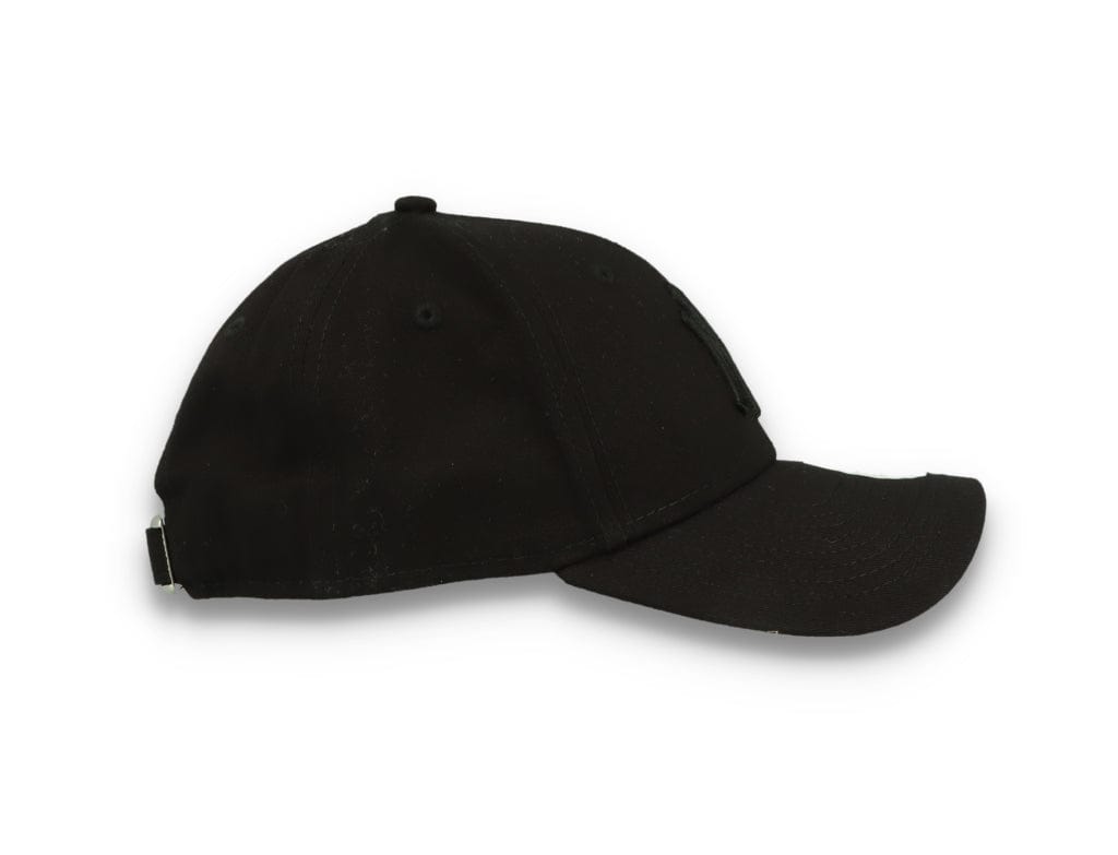 9FORTY Womens Essential New York Yankees Black