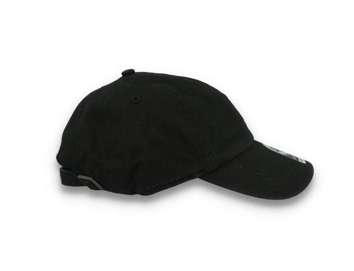 Liverpool FC Base Runner Clean Up Cap Red - LOKK