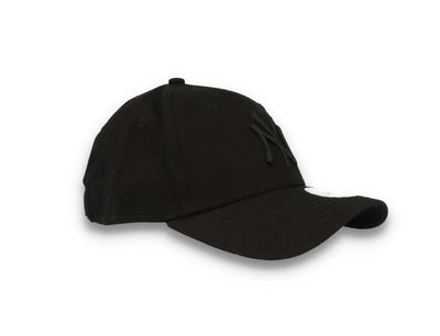 9FORTY Womens Essential New York Yankees Black