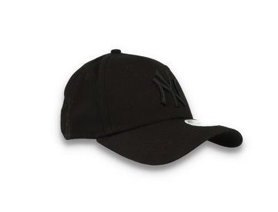 9FORTY Womens Essential New York Yankees Black