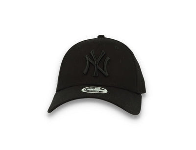 9FORTY Womens Essential New York Yankees Black