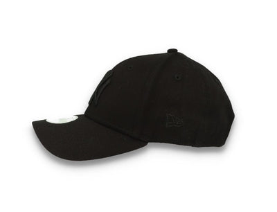9FORTY Womens Essential New York Yankees Black
