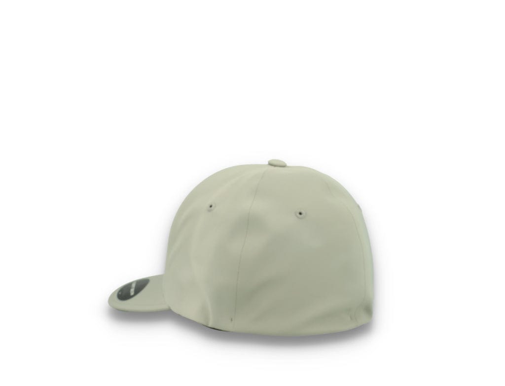 Cap Silver Grey Flexfit Delta 180 - Yupoong