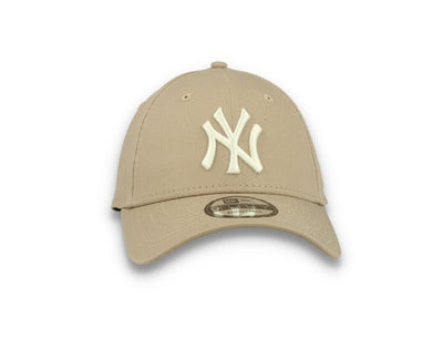 9FORTY League Essential New York Yankees Ash Brown/White