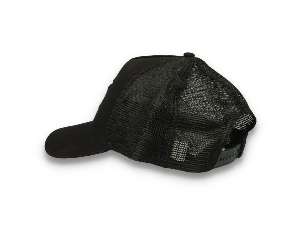 Clean Trucker New York Yankees Black On Black - LOKK