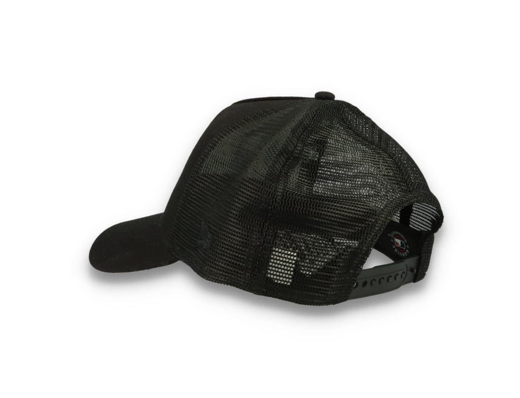 Clean Trucker New York Yankees Black On Black - LOKK