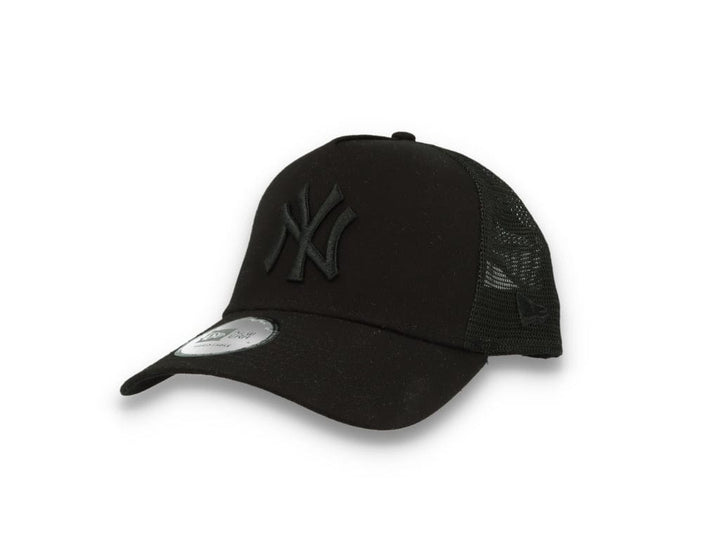 Clean Trucker New York Yankees Black On Black - LOKK