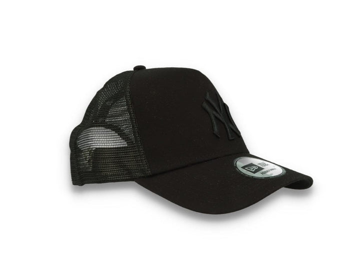 Clean Trucker New York Yankees Black On Black - LOKK