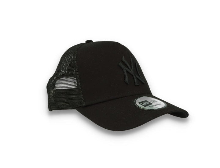 Clean Trucker New York Yankees Black On Black - LOKK
