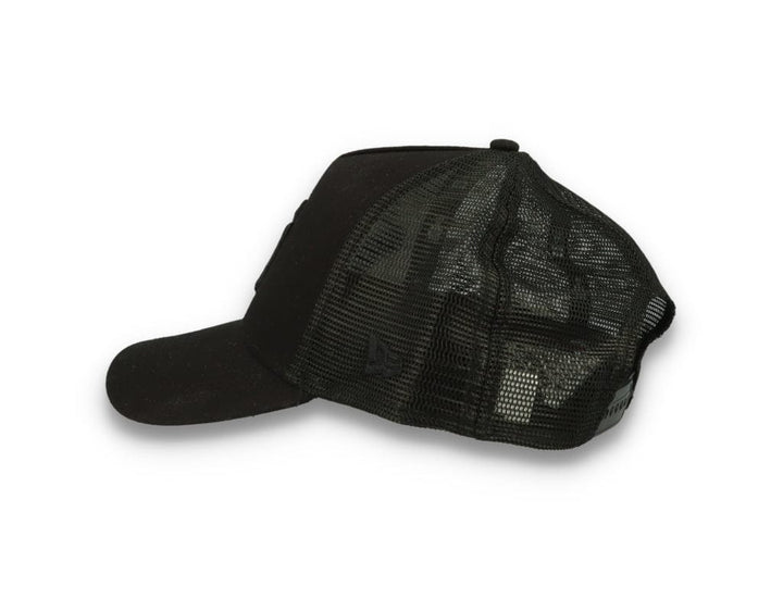 Clean Trucker New York Yankees Black On Black - LOKK