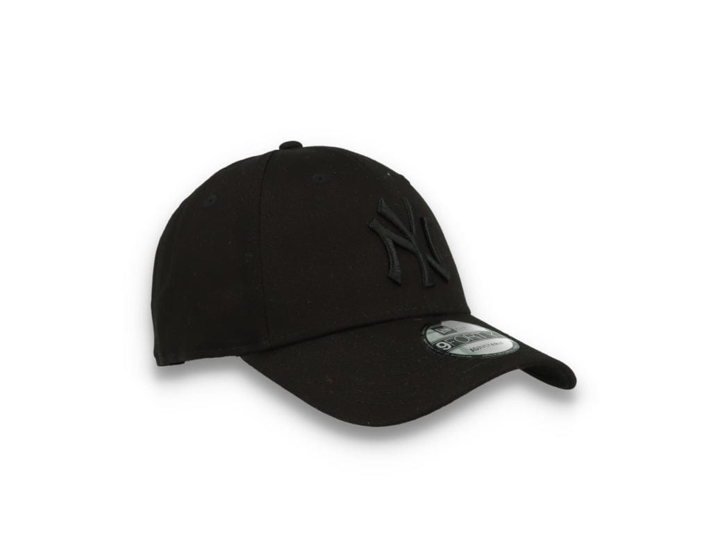 9FORTY League Essential Snap New York Yankees Black/Black - LOKK