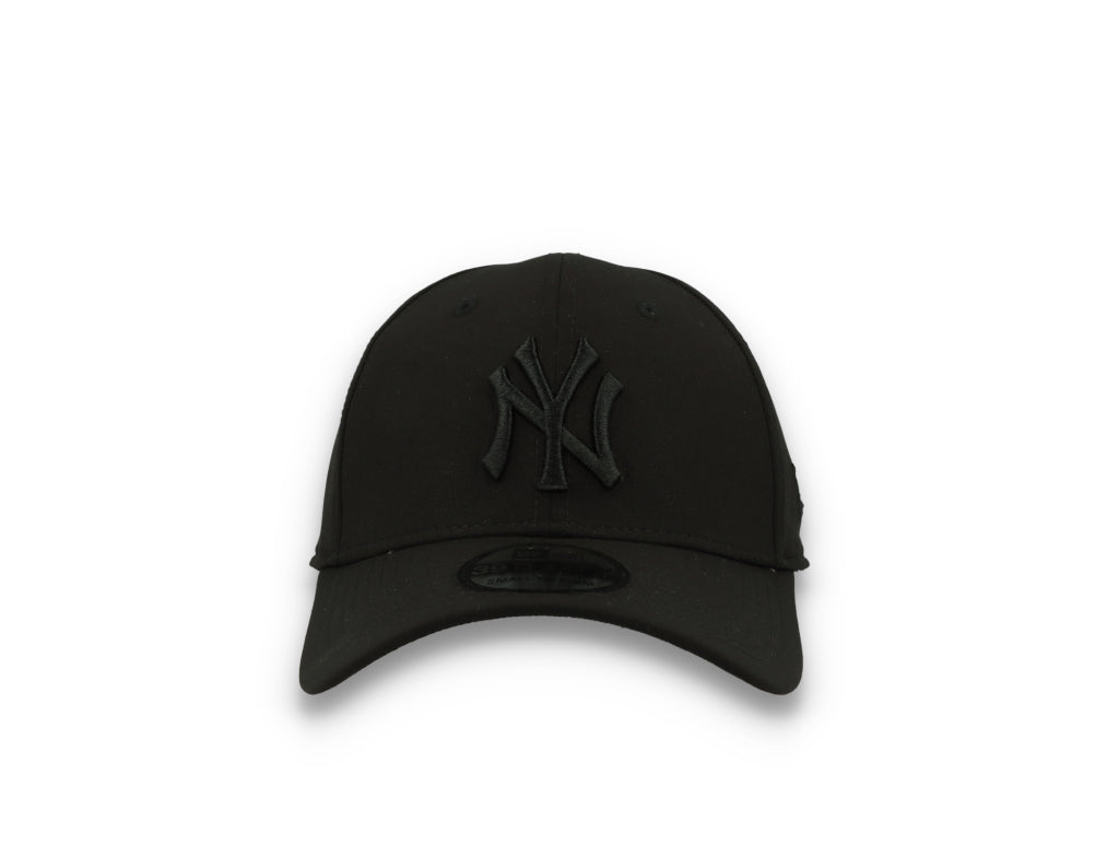 39THIRTY Stretch Nylon New York Yankees Black