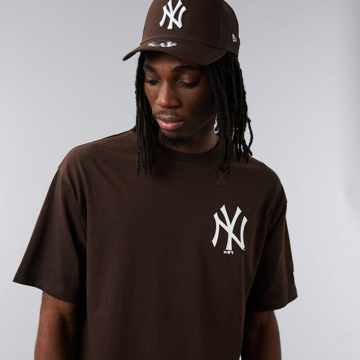 Tee Oversized NY Yankees Brown/White - LOKK