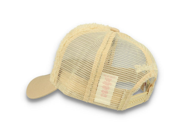 Trucker Cap NBA Sherpa Trucker Milwaukee Bucks Off White - LOKK