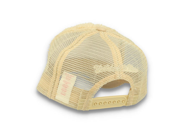 Trucker Cap NBA Sherpa Trucker Milwaukee Bucks Off White - LOKK