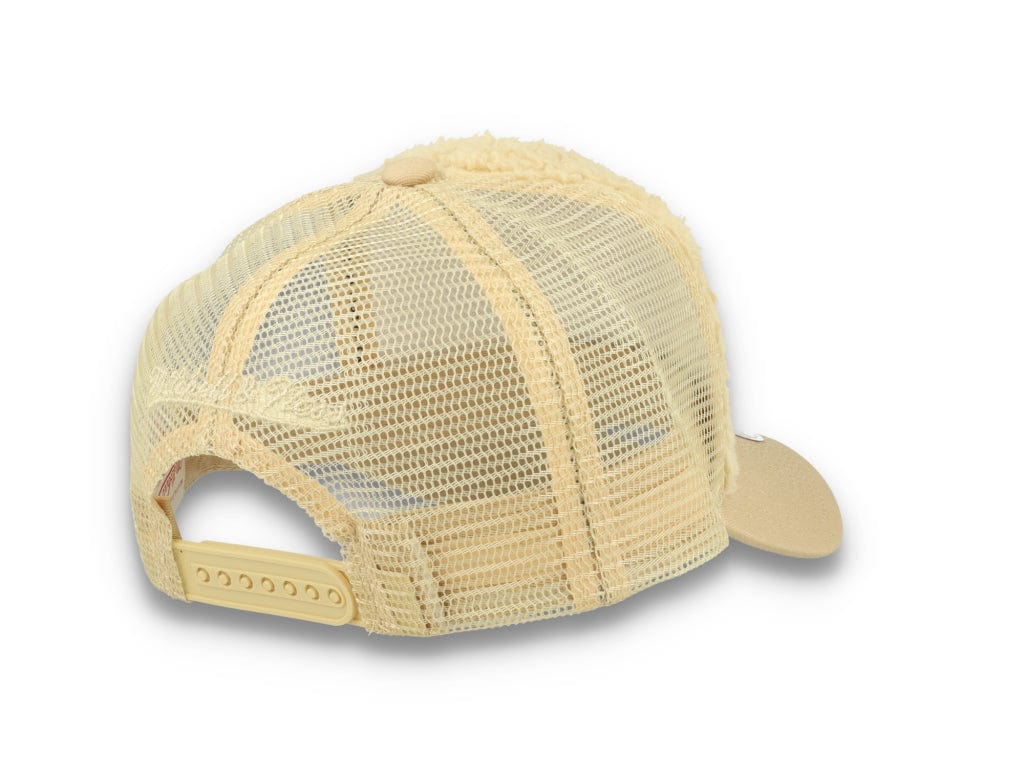 Trucker Cap NBA Sherpa Trucker Milwaukee Bucks Off White - LOKK