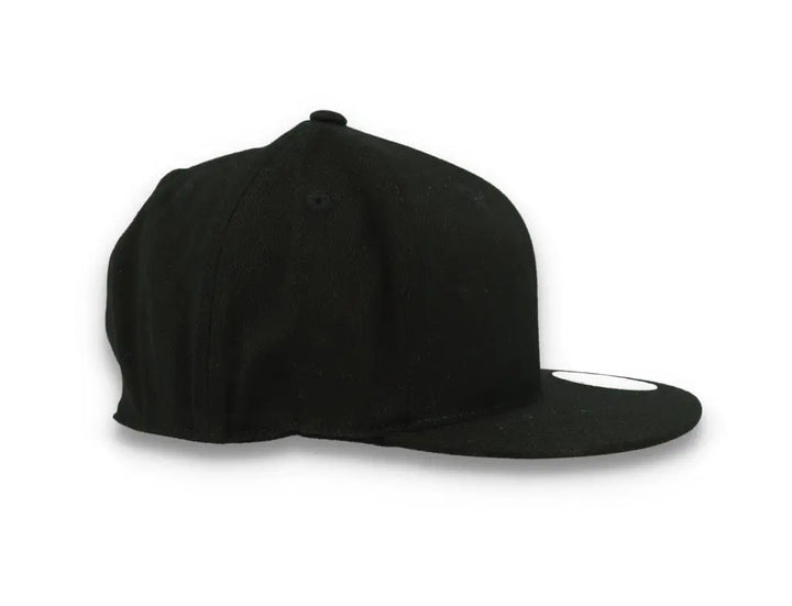 Flexfit Cap Premium Black 210 Fitted 6210 - LOKK