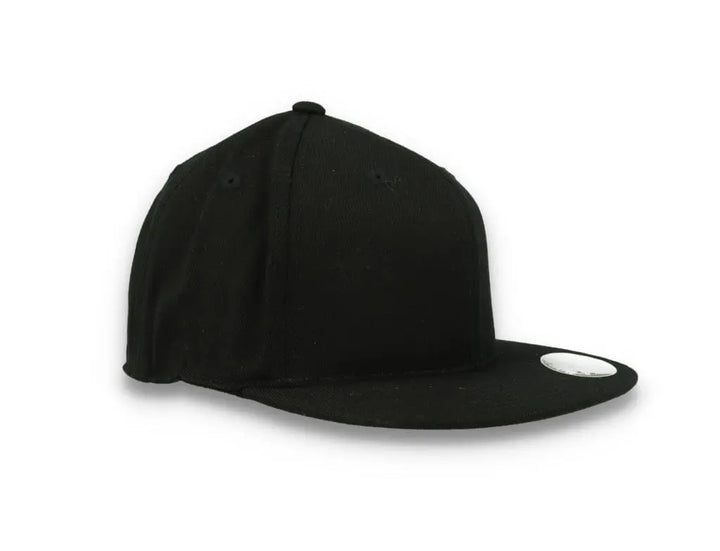 Flexfit Cap Premium Black 210 Fitted 6210 - LOKK