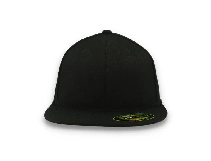 Flexfit Cap Premium Black 210 Fitted 6210 - LOKK