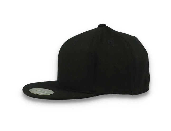 Flexfit Cap Premium Black 210 Fitted 6210 - LOKK