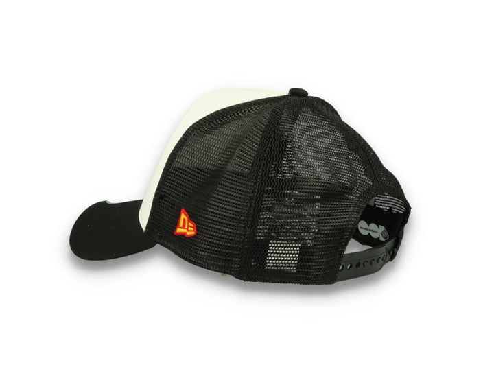 Trucker Cap Daffy Duck Retro Classic X Warner Bros 100th Anniversary - LOKK
