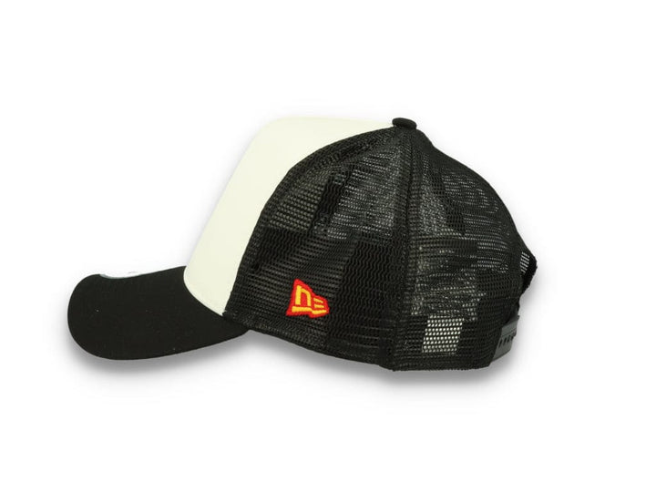 Trucker Cap Daffy Duck Retro Classic X Warner Bros 100th Anniversary - LOKK