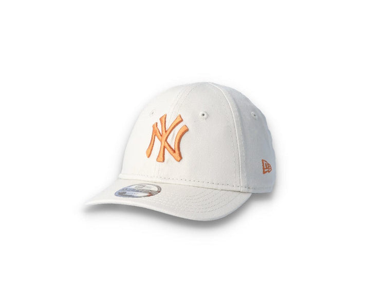 Cap Barn 9FORTY Infant League Essential NY Yankees Stone/Off White - LOKK