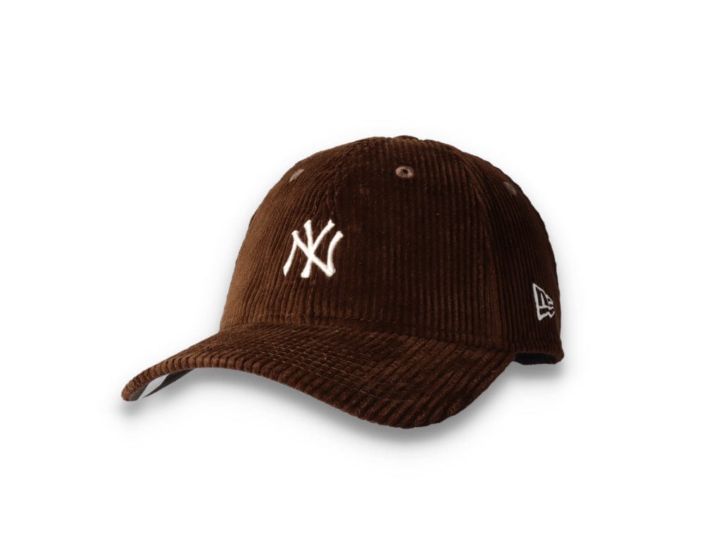 9FORTY Korea FW21 Micro Cord NY Yankees Dark Brown - LOKK