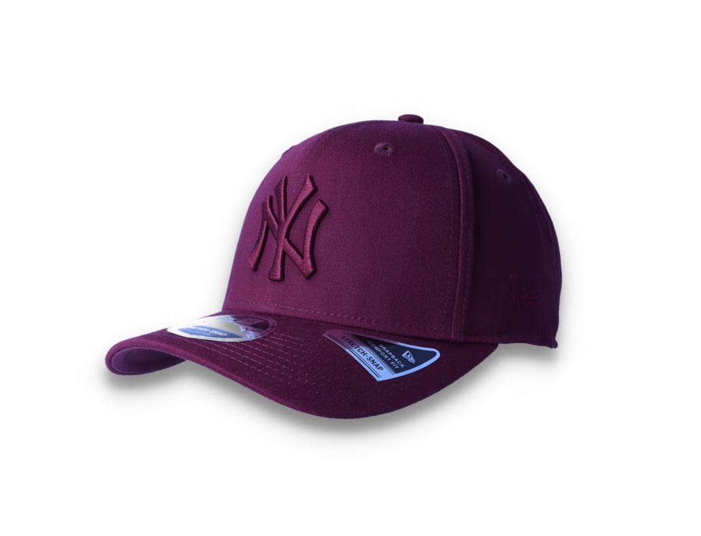 9FIFTY Cap NY Yankees Stretch-Snap League Essential Maroon/Maroon - LOKK