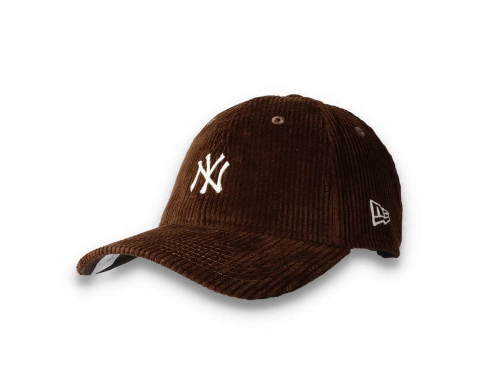 9FORTY Korea FW21 Micro Cord NY Yankees Dark Brown - LOKK