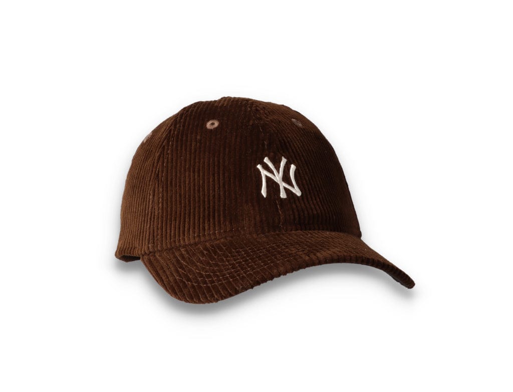 9FORTY Korea FW21 Micro Cord NY Yankees Dark Brown - LOKK