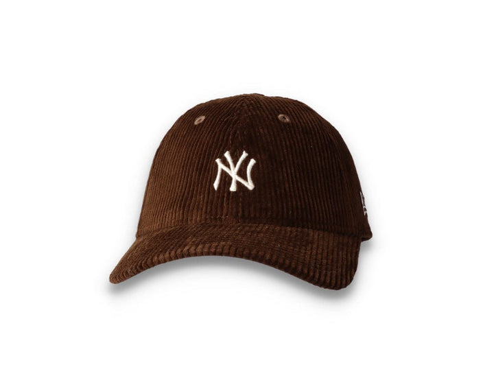 9FORTY Korea FW21 Micro Cord NY Yankees Dark Brown - LOKK