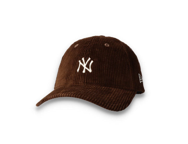 9FORTY Korea FW21 Micro Cord NY Yankees Dark Brown - LOKK