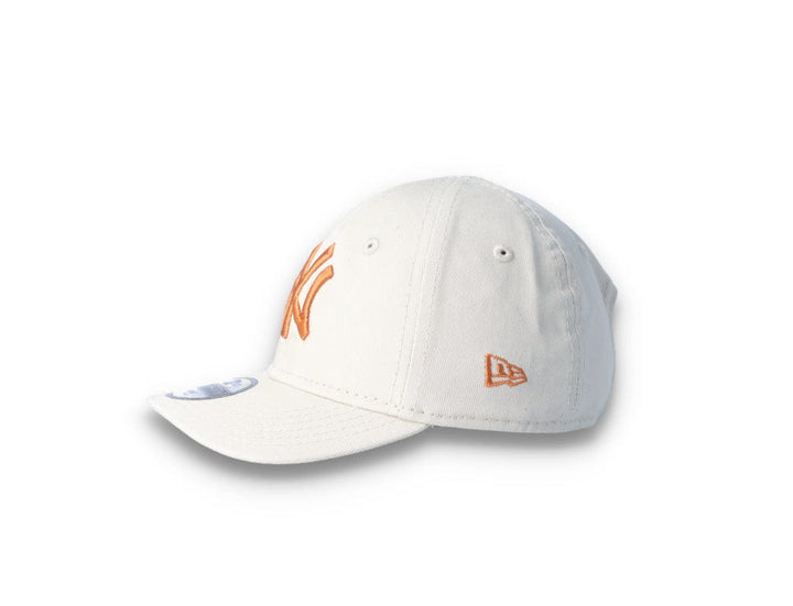 Cap Barn 9FORTY Infant League Essential NY Yankees Stone/Off White - LOKK