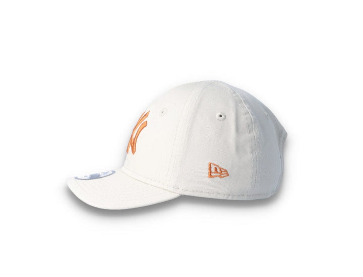Cap Barn 9FORTY Infant League Essential NY Yankees Stone/Off White - LOKK