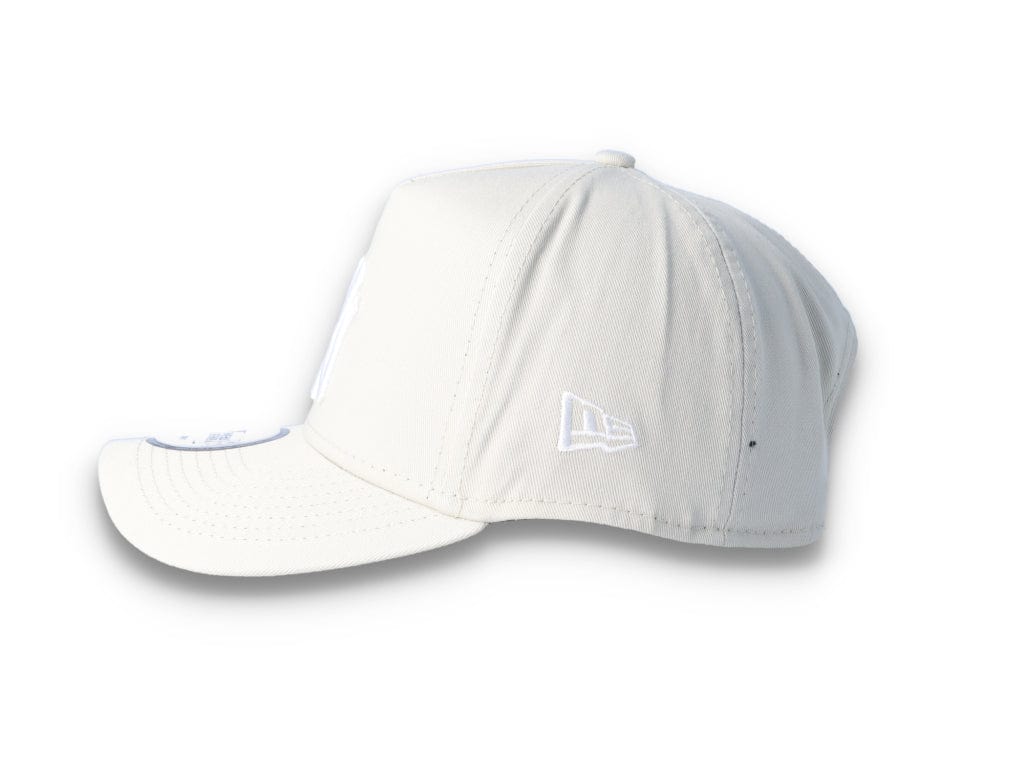NY Yankees Beige Colour Essential 9FORTY A-Frame - LOKK
