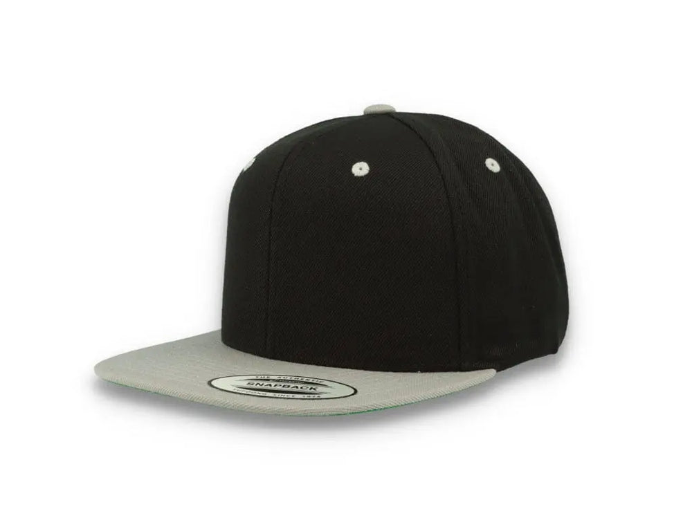 Yupoong Classic Snapback 6089MT Black/Silver Grey - LOKK