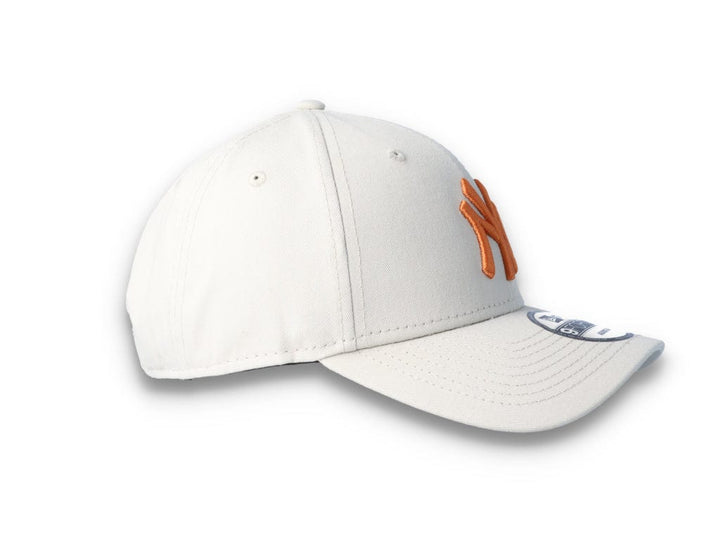 Cap Barn 9FORTY Kids League Essential NY Yankees Stone/Off White - LOKK