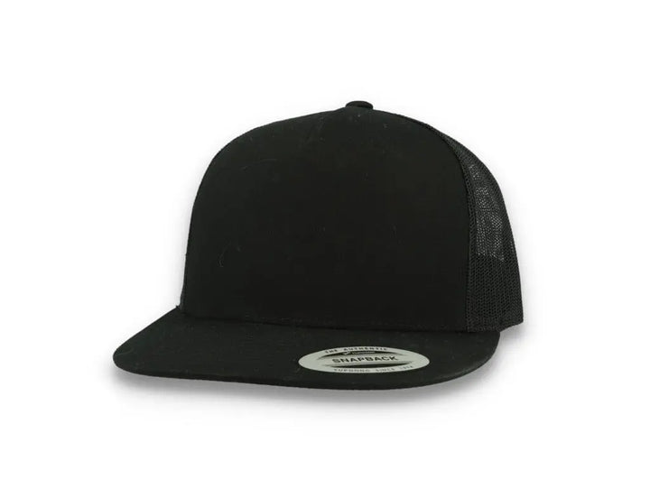 Classic Trucker Cap Black/Black - Yupoong 6006 - LOKK