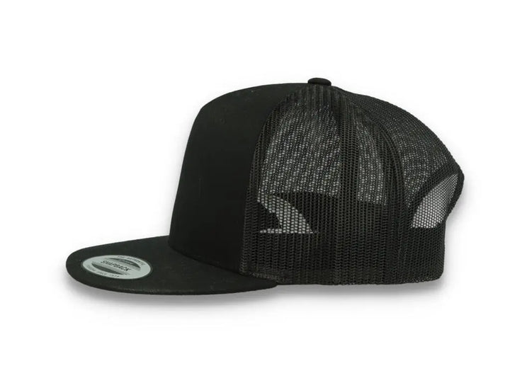 Classic Trucker Cap Black/Black - Yupoong 6006 - LOKK